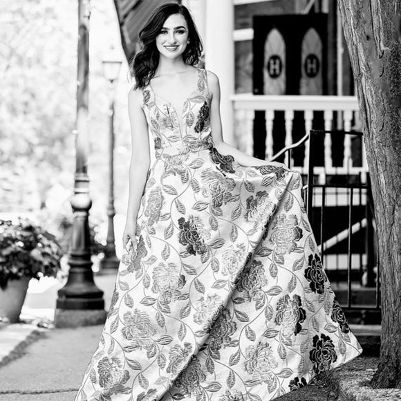 Dal Mara - Unique Elegant Design - Picture 4 of 8